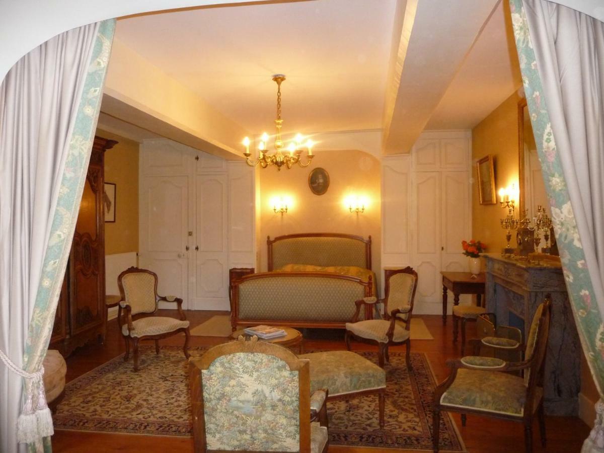 Manoir De Sens Bed & Breakfast โบรอง-ออง-นูจ ภายนอก รูปภาพ