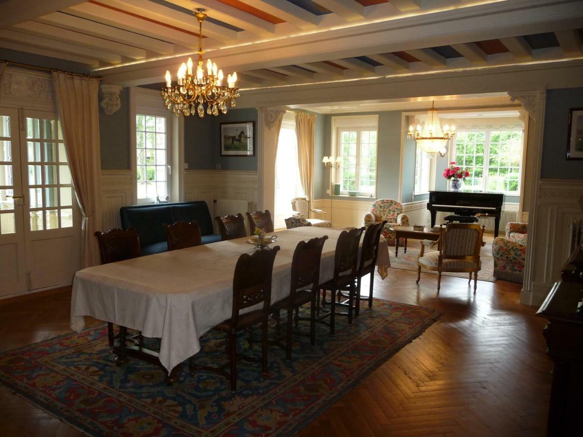 Manoir De Sens Bed & Breakfast โบรอง-ออง-นูจ ภายนอก รูปภาพ